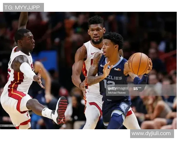 帕纳辛与毕尔的激烈对决揭示了篮球战术与团队协作的重要性